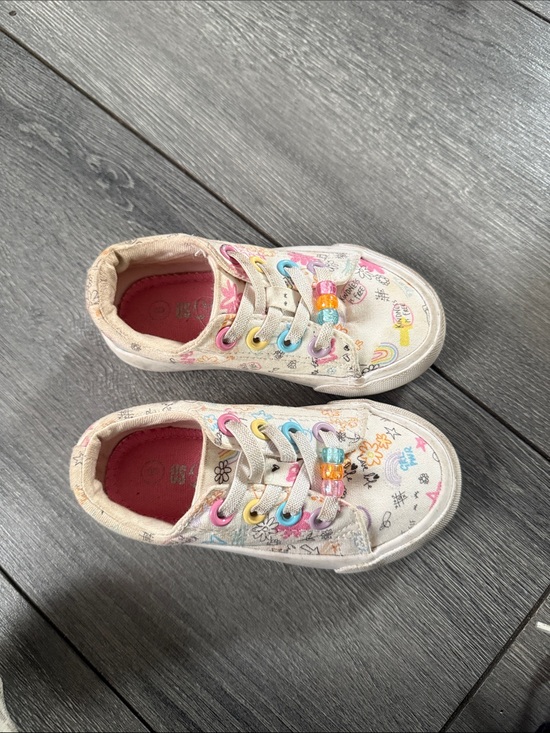 Other - Skechers Girls Light Pink Canvas Sneakers with Rainbow Eyelets